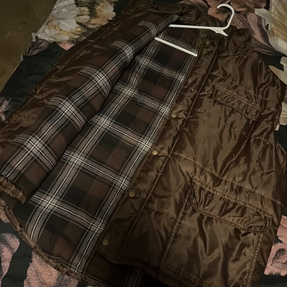 Brown winter vest - Picture 2 of 5